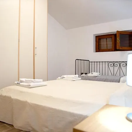 Charming In With Private Pool Willa