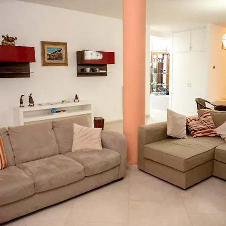 Charming In With Private Pool Villa Alvignano