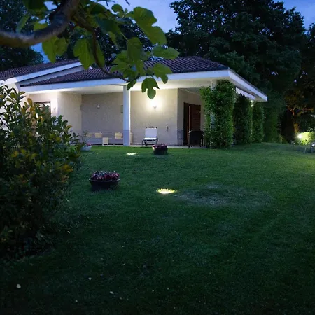 Charming In With Private Pool Villa Alvignano