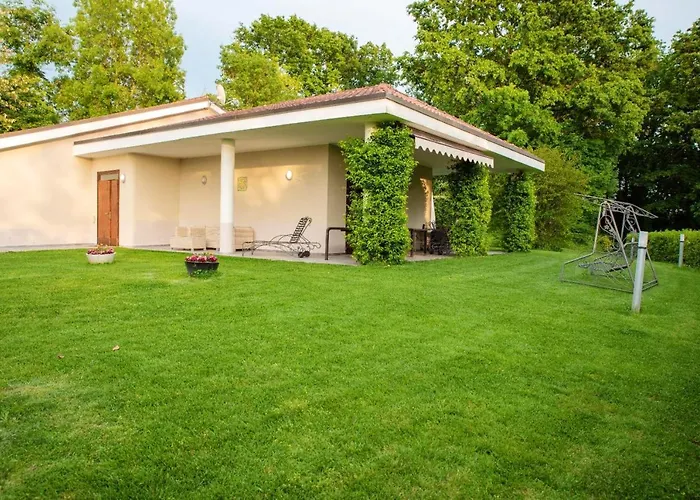Charming In With Private Pool *